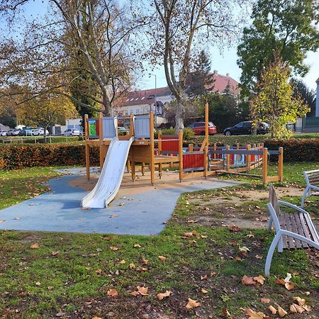 Residence Oasis Győr Eksteriør bilde